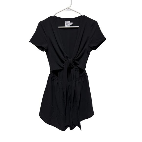 Princess Polly Romper Virgo Tie Front Cut Out Playsuit Black Size 4 - Picture 2 of 5